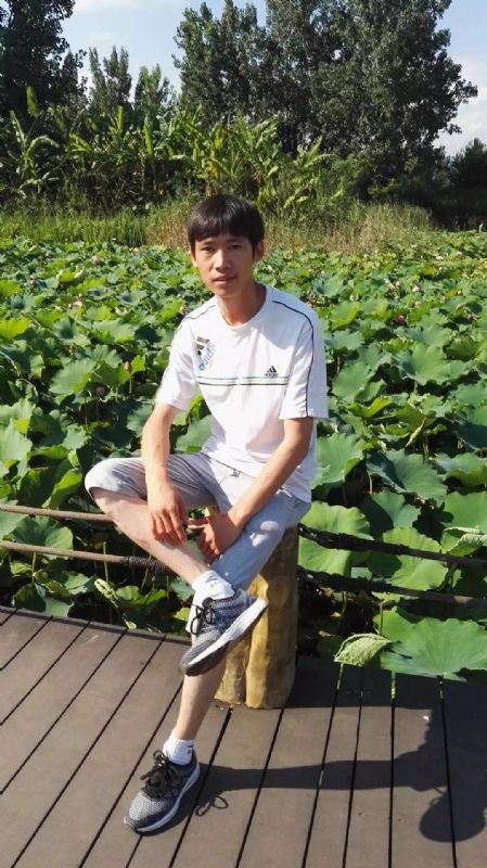 洛佐山娃的第一张照片--唐山相亲服务中心