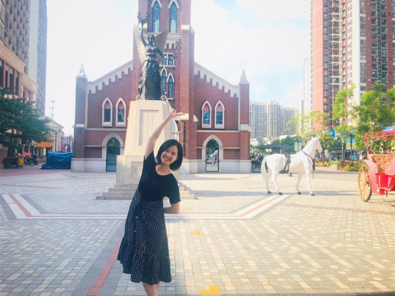 小容的第三张照片--唐山相亲服务中心