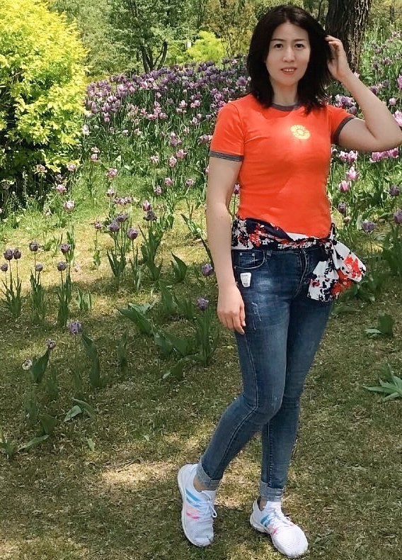 华的第二张照片--唐山相亲服务中心