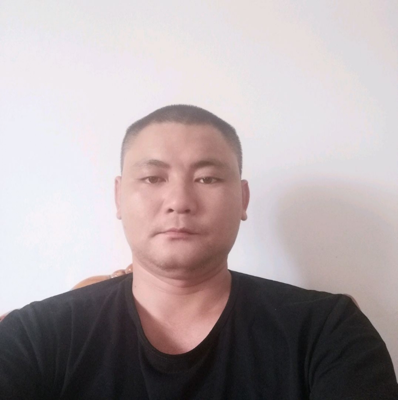 天涯沦落人的第一张照片--唐山相亲服务中心