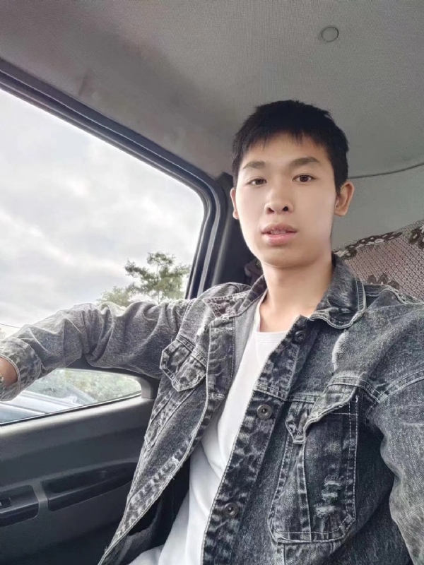 康康的第一张照片--唐山相亲服务中心