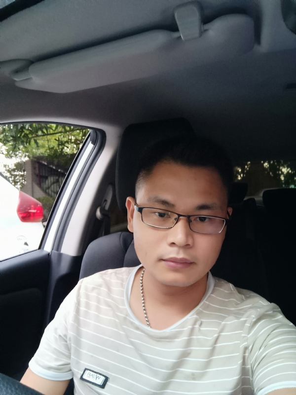 水明的第二张照片--唐山相亲服务中心