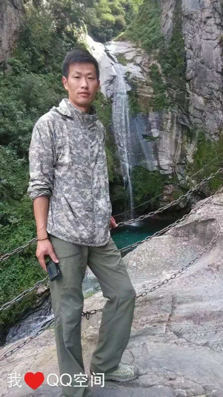 陌颜的第二张照片--唐山相亲服务中心