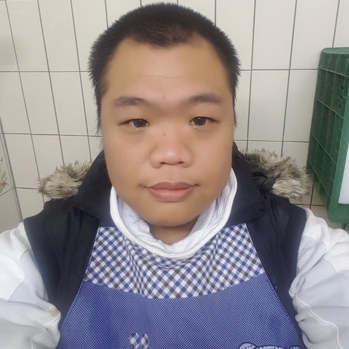 黑熊的第一张照片--唐山相亲服务中心