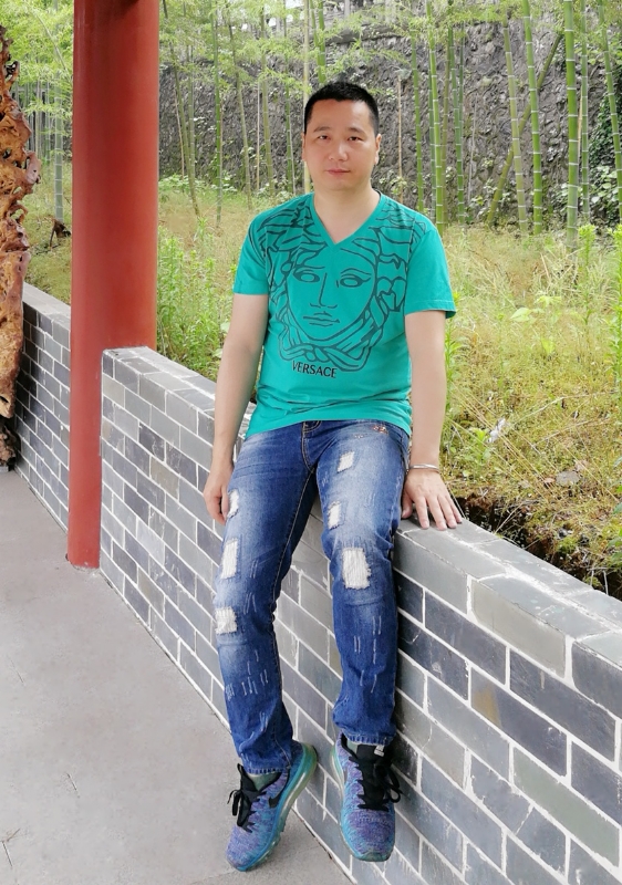 缘分不易的第一张照片--唐山相亲服务中心