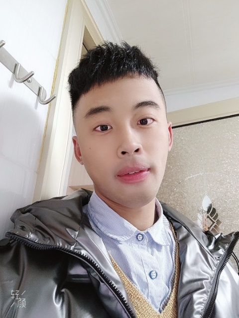 幼稚鬼的第一张照片--唐山相亲服务中心