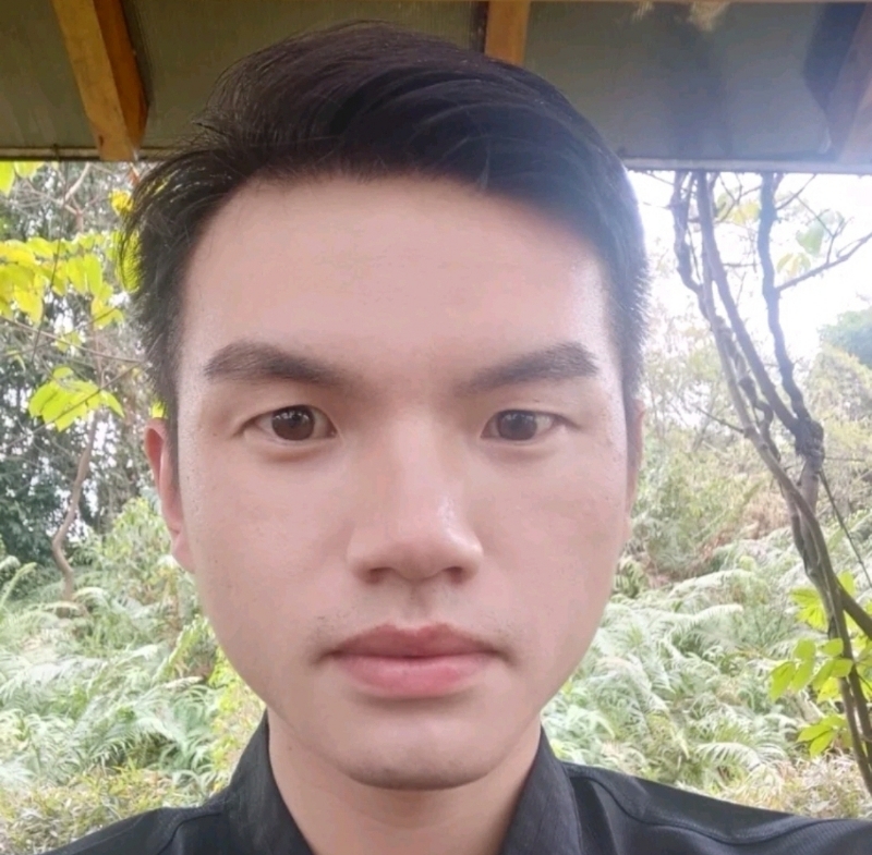 彬彬有礼的第一张照片--唐山相亲服务中心