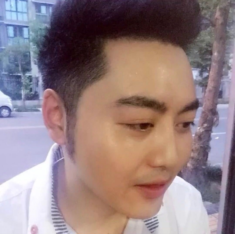 加油吧少年的第一张照片--唐山相亲服务中心