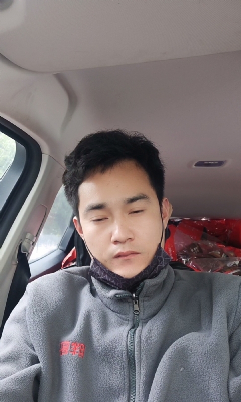 冷锋的第一张照片--唐山相亲服务中心