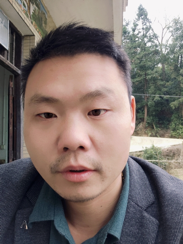 曾小焱的第一张照片--唐山相亲服务中心