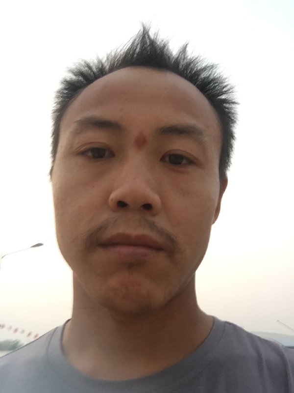 老曹的第一张照片--唐山相亲服务中心