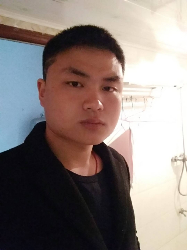 康康一下的第一张照片--唐山相亲服务中心