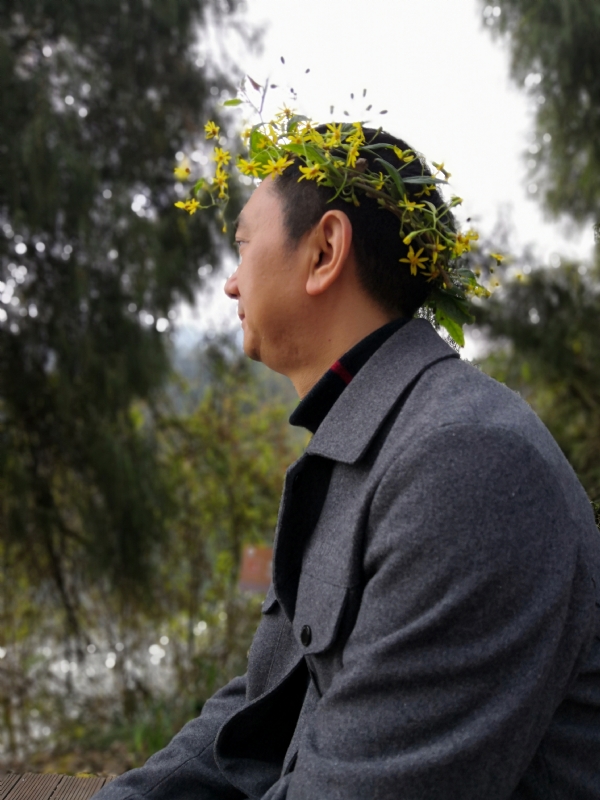 小白杨的第一张照片--唐山相亲服务中心