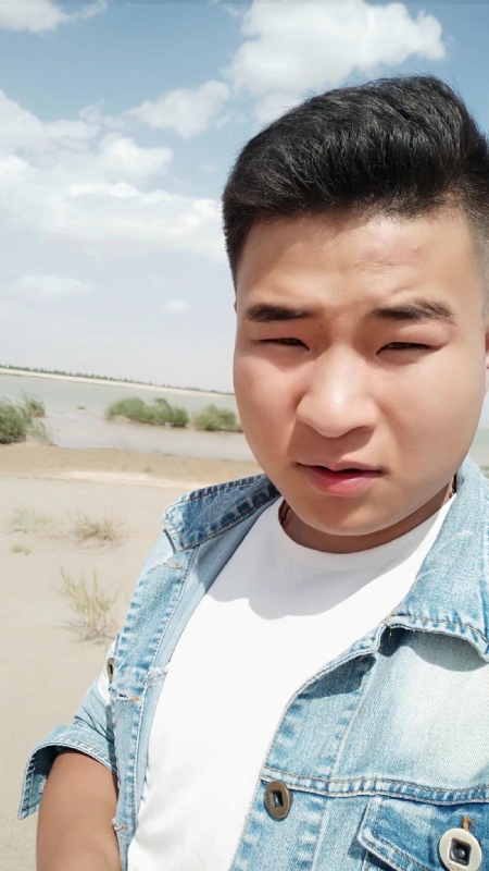 王强的第一张照片--唐山相亲服务中心