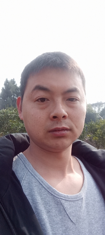 亲亲抱抱我爱你的第一张照片--唐山相亲服务中心