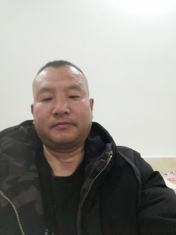 肖小江的第一张照片--唐山相亲服务中心