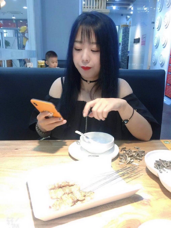 程程的第一张照片--唐山相亲服务中心