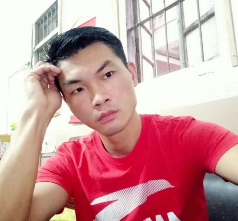 英俊的台灯的第一张照片--唐山相亲服务中心