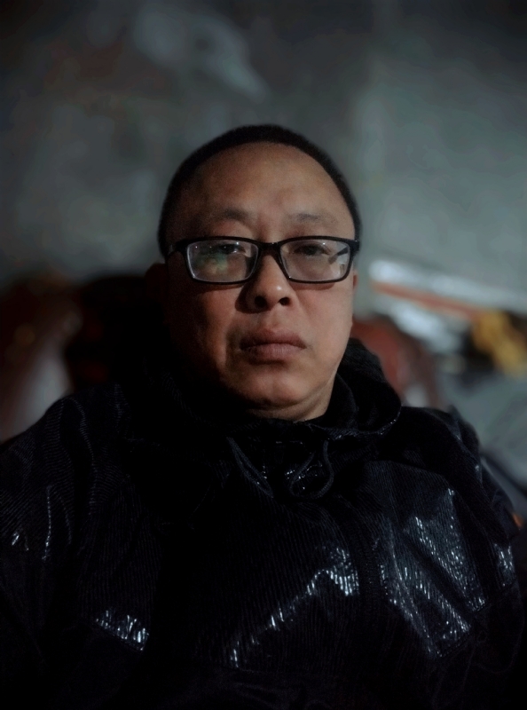 不要激动的第三张照片--唐山相亲服务中心