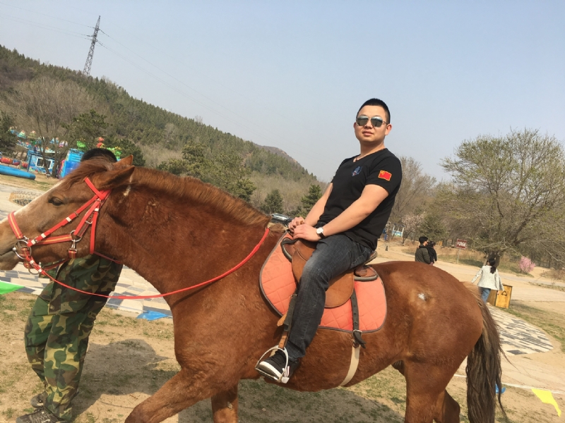 麦田的守望者的第一张照片--唐山相亲服务中心