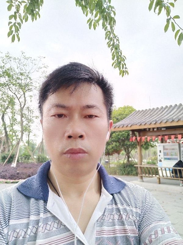 一个人的孤单的第一张照片--唐山相亲服务中心