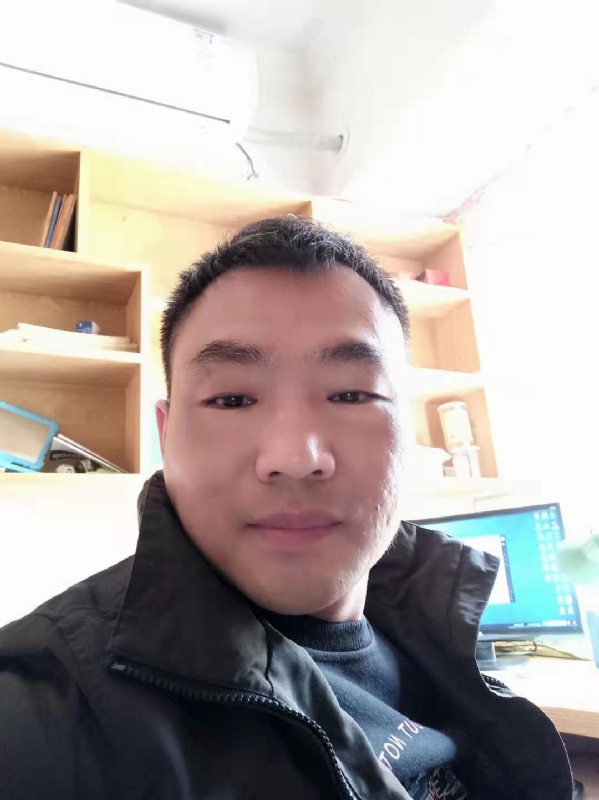 向前葱的第一张照片--唐山相亲服务中心