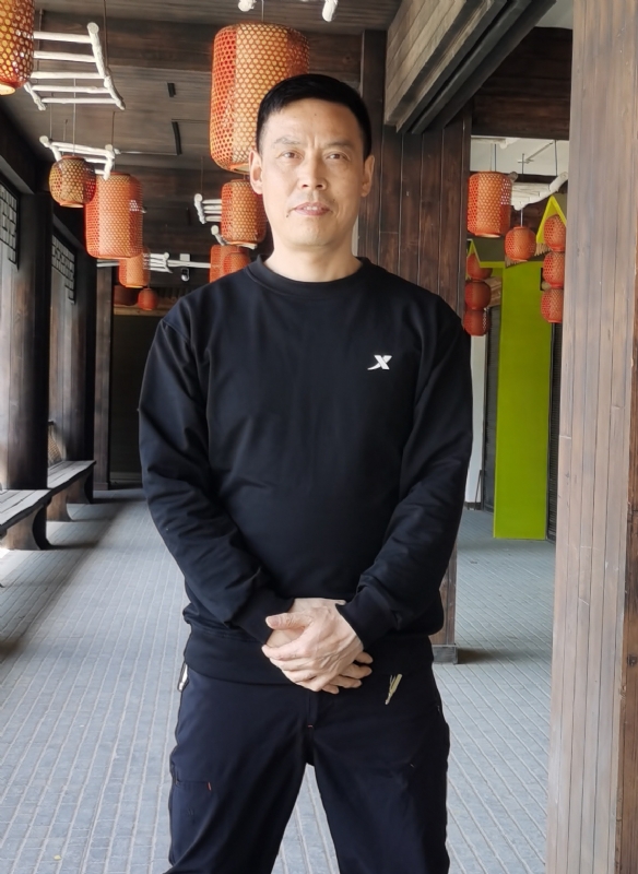 阳光总在风雨后的第一张照片--唐山相亲服务中心