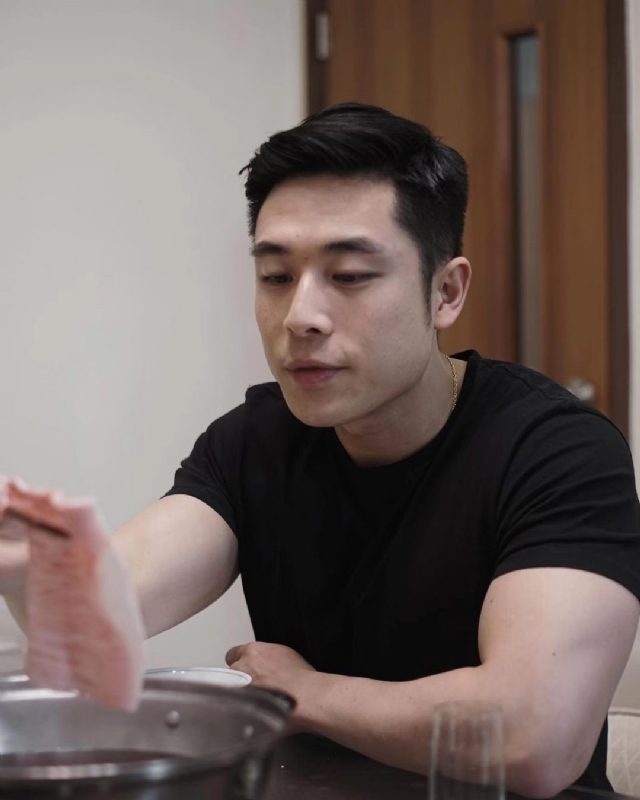 李浩泓的第一张照片--唐山相亲服务中心