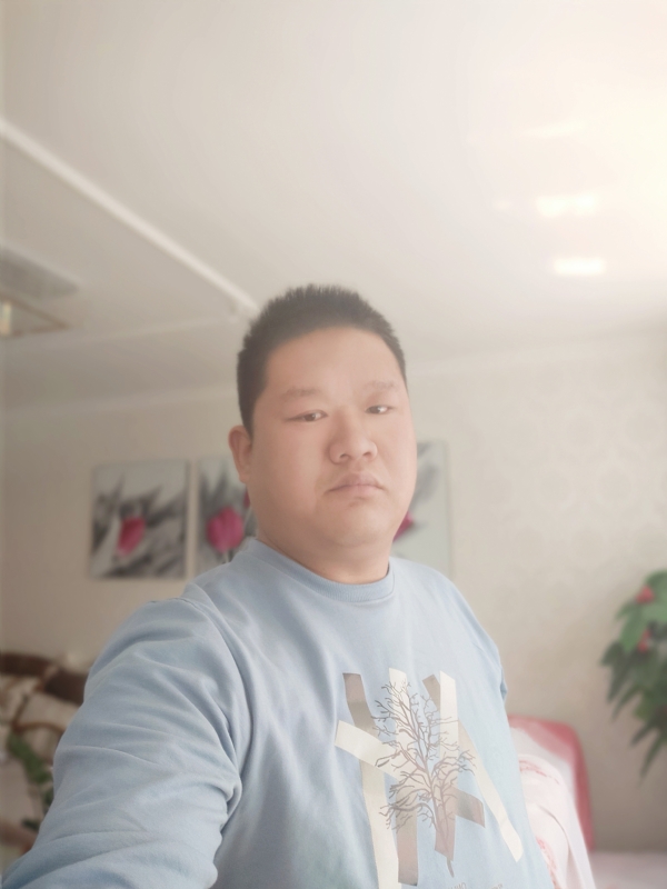 别无选择的第一张照片--唐山相亲服务中心