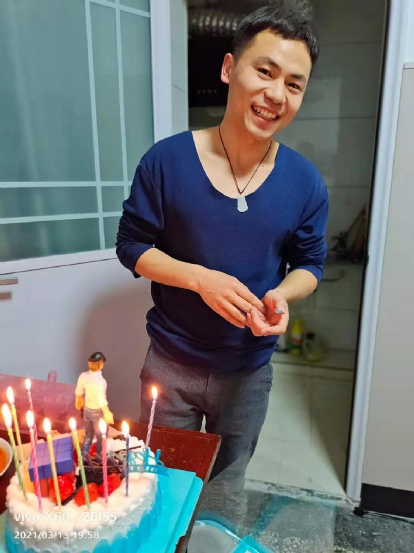 找结婚对象的第一张照片--唐山相亲服务中心