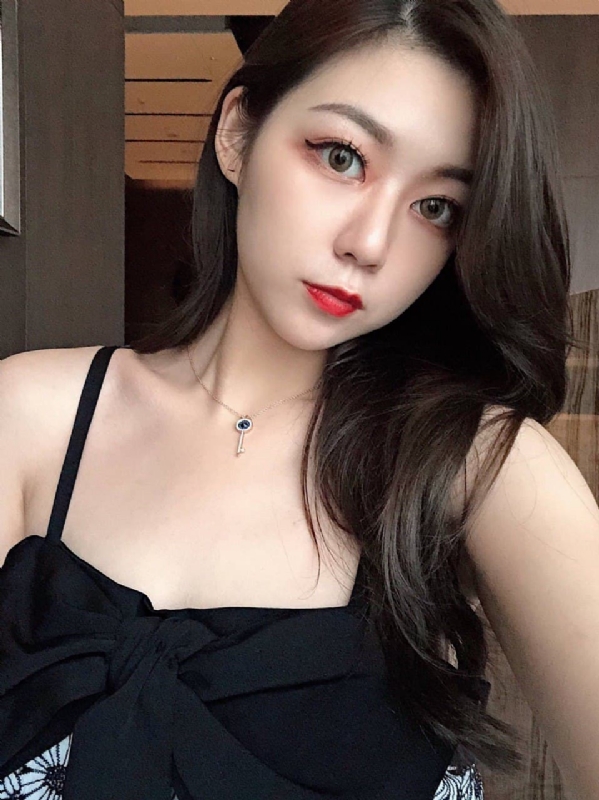 半度微涼的第一张照片--唐山相亲服务中心