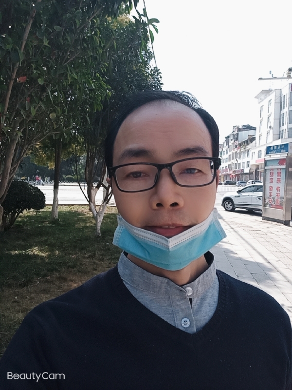 开心生活的第一张照片--唐山相亲服务中心