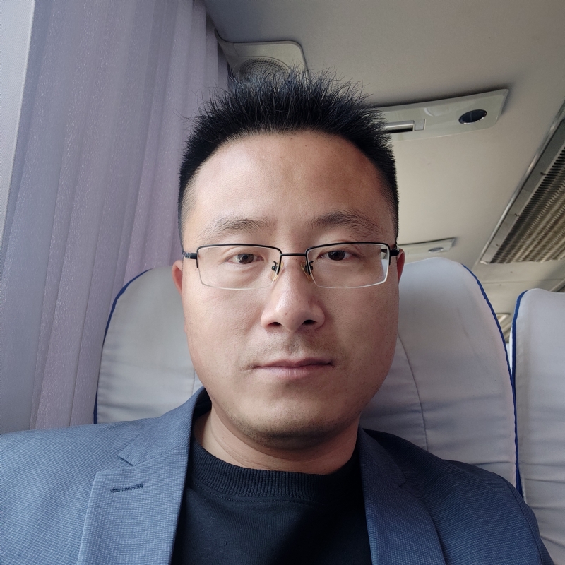 桑业挺的第一张照片--唐山相亲服务中心