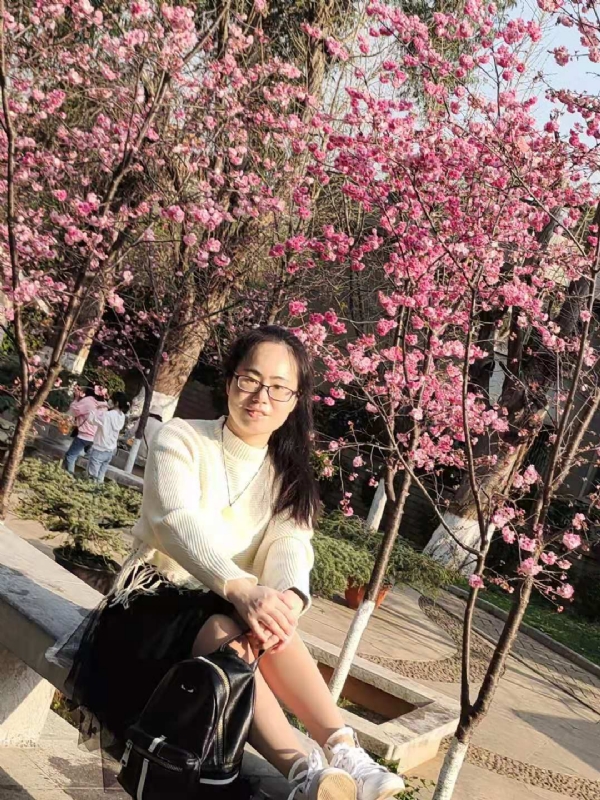 Nancy的第一张照片--唐山相亲服务中心