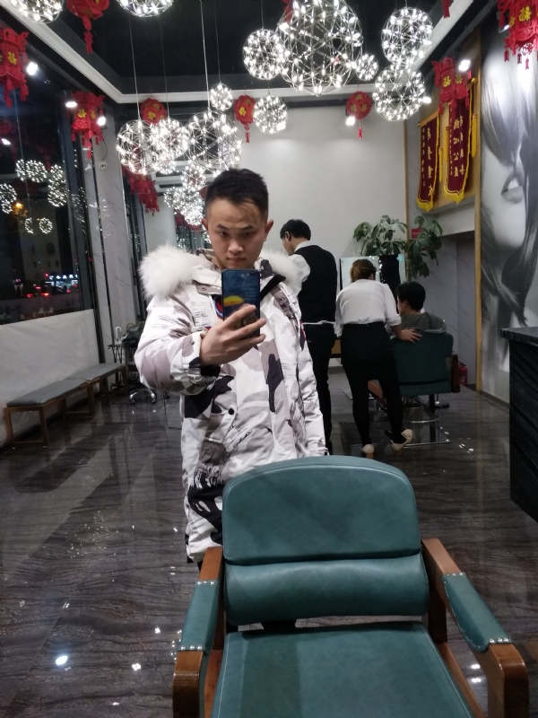 简单的第一张照片--唐山相亲服务中心