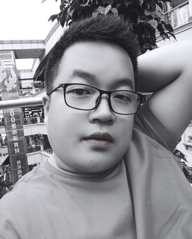 2公子的第三张照片--唐山相亲服务中心