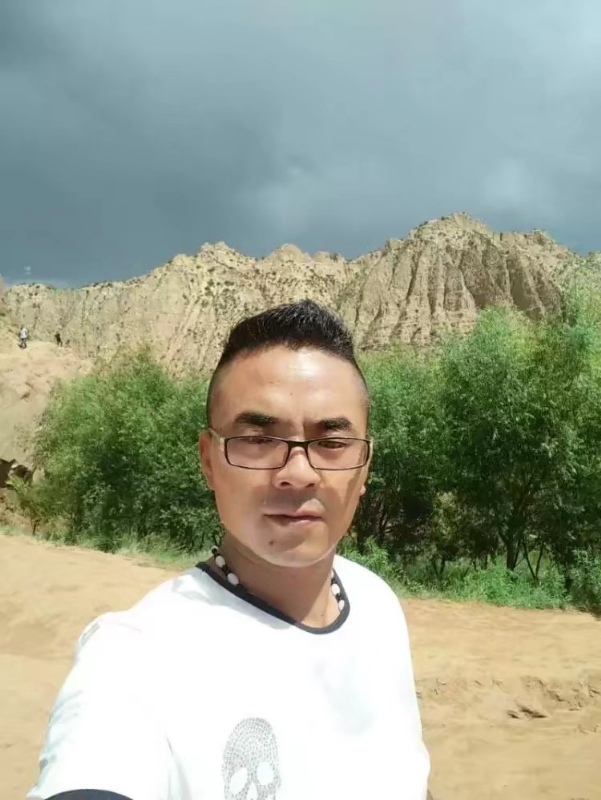 无情的沙尘暴的第一张照片--唐山相亲服务中心