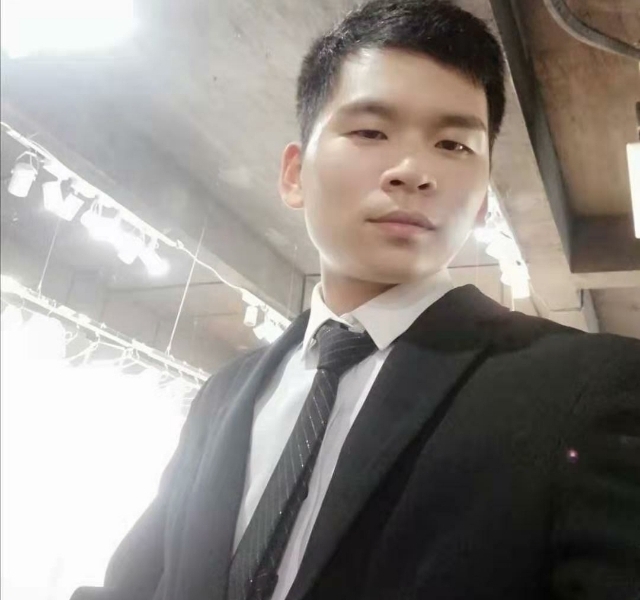 凌晨三点三分的第一张照片--唐山相亲服务中心