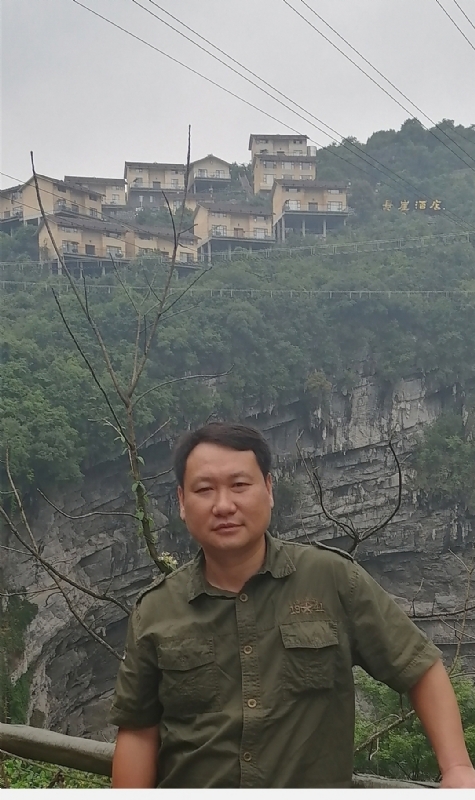 迷彩人生的第一张照片--唐山相亲服务中心