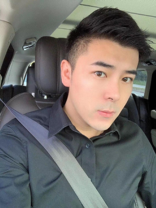 濤濤的第一张照片--唐山相亲服务中心