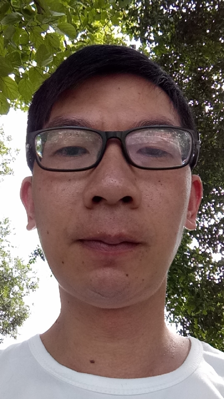 奋斗的第一张照片--唐山相亲服务中心