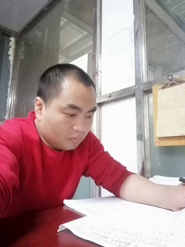 小吴的第一张照片--唐山相亲服务中心