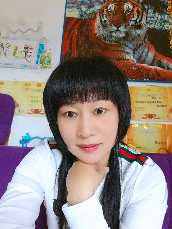 金鱼儿的第二张照片--唐山相亲服务中心