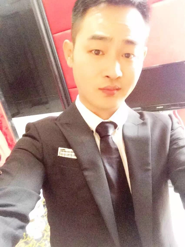 富强的第一张照片--唐山相亲服务中心