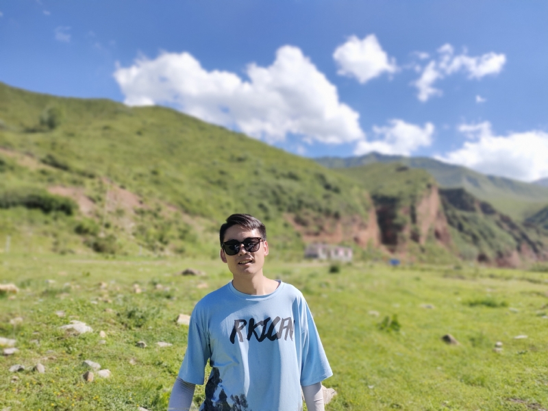 祁三岁的第一张照片--唐山相亲服务中心