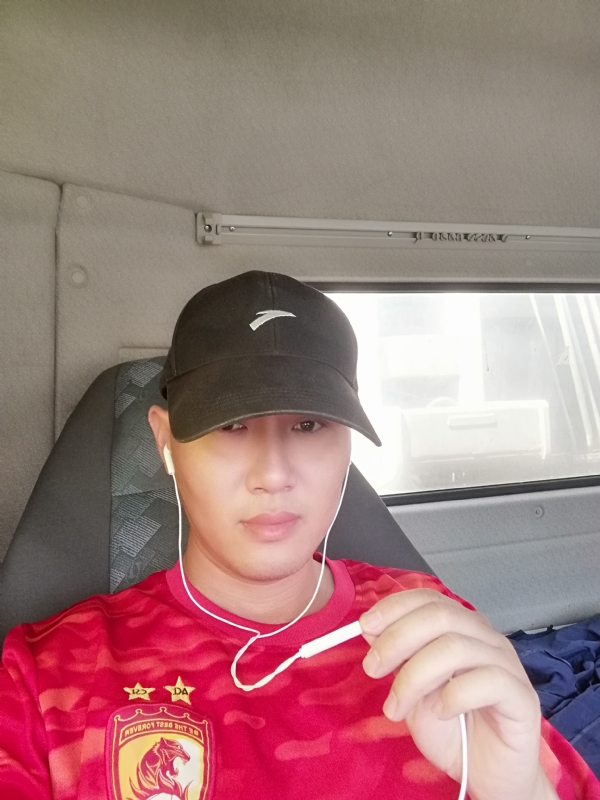 B大叔的第二张照片--唐山相亲服务中心