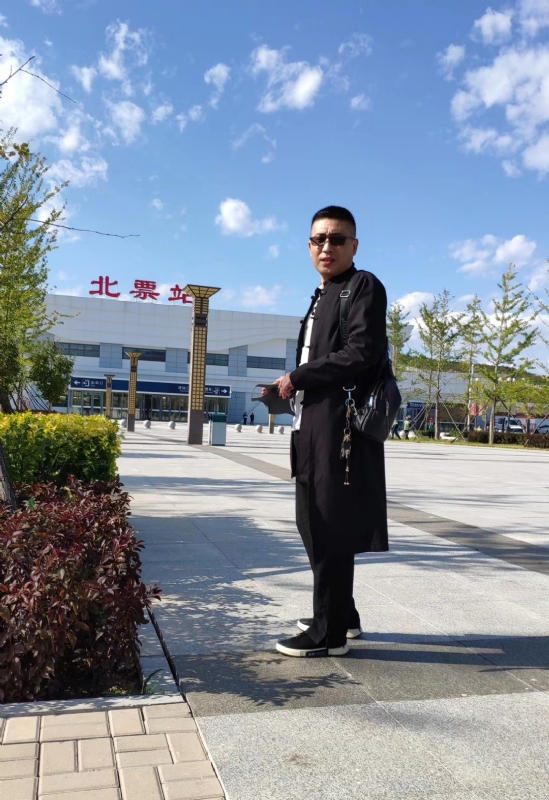 仟佰渡的第一张照片--唐山相亲服务中心