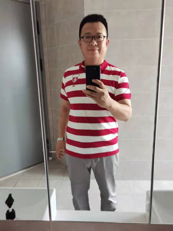 行走的打桩机的第二张照片--唐山相亲服务中心