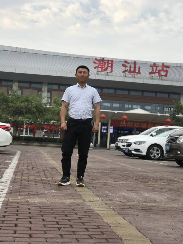 健华的第三张照片--唐山相亲服务中心