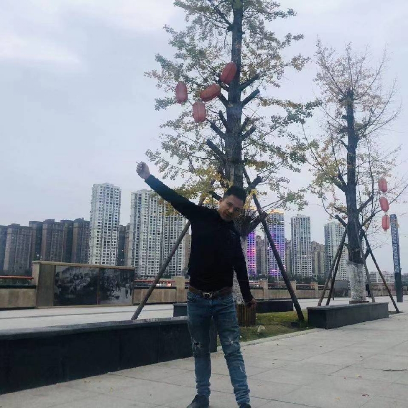 空空的房间的第一张照片--唐山相亲服务中心